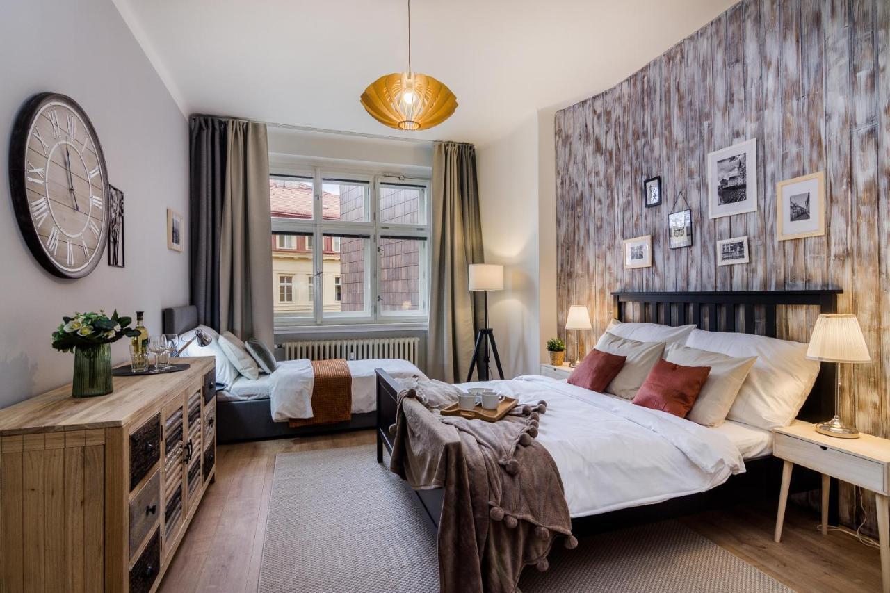 Apt In Prague Charles Bridge 1Km By Michal&Friends 외부 사진