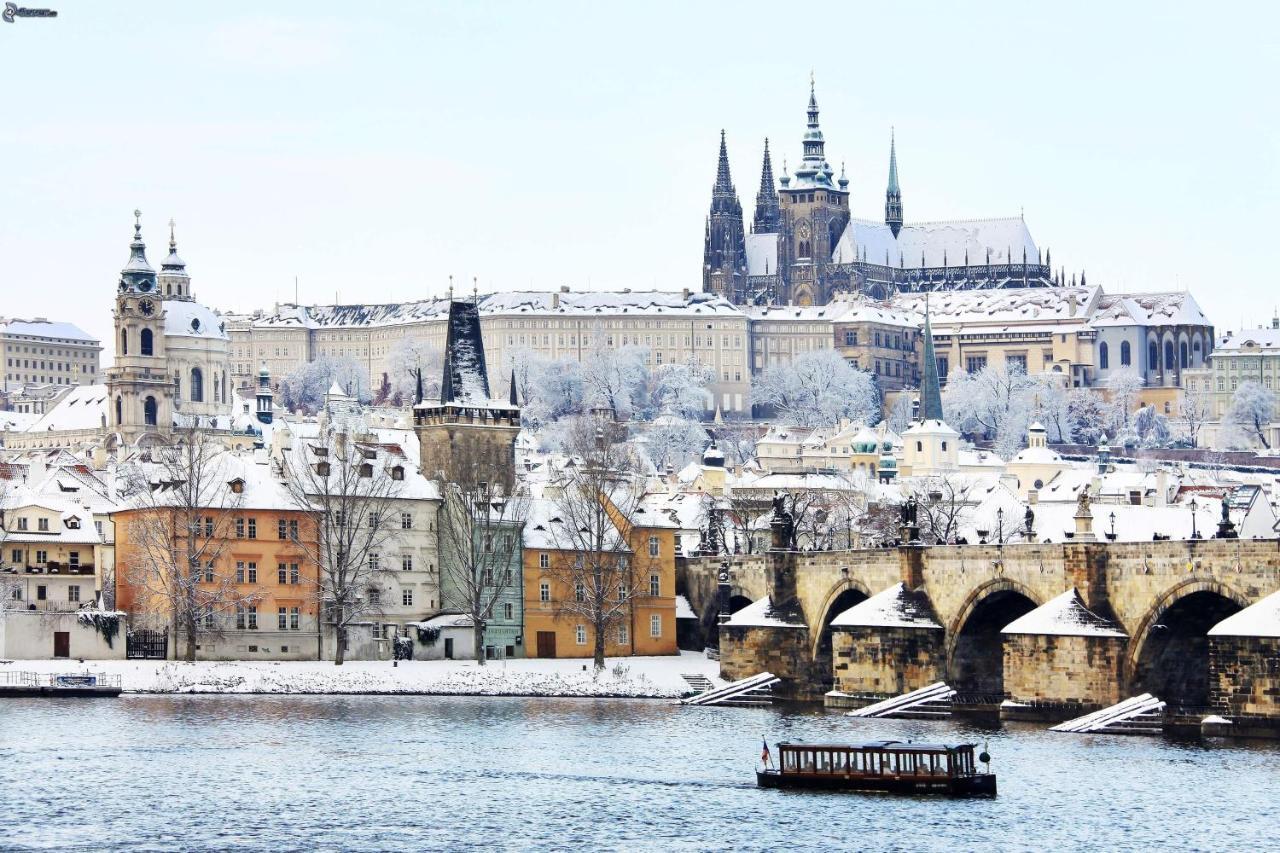 Apt In Prague Charles Bridge 1Km By Michal&Friends 외부 사진